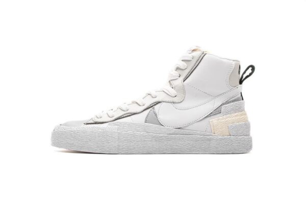BV0072-100 Sacai x Nike Blazer Mid White Grey