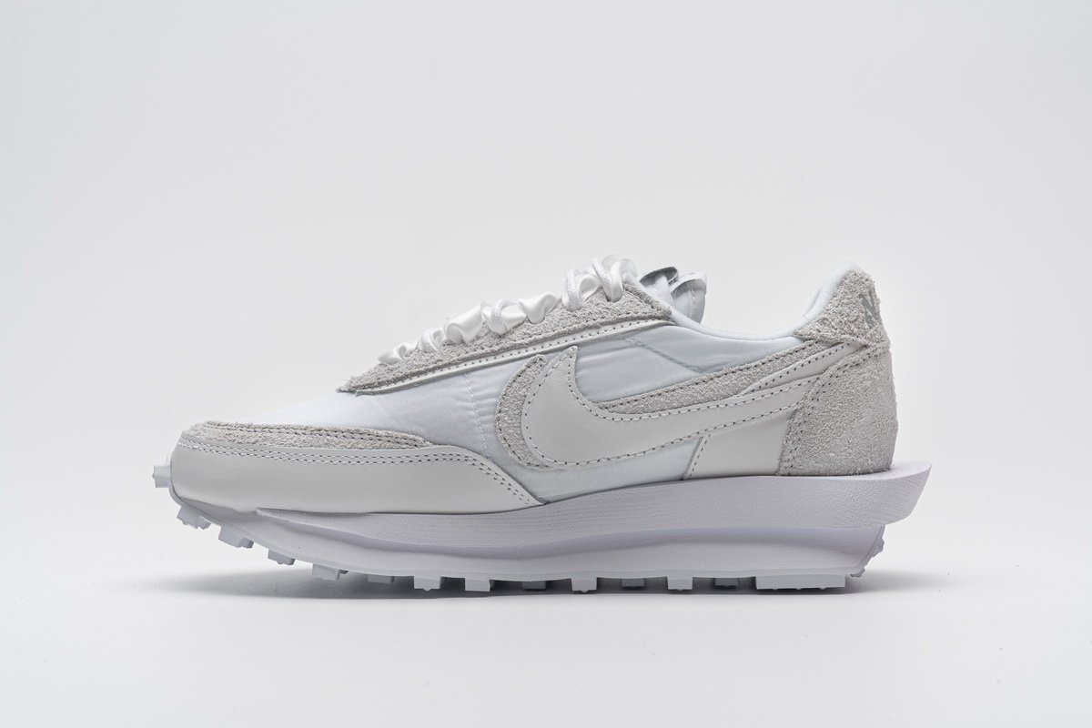 BV0073-101 Nike LD Waffle Sacai White Nylon