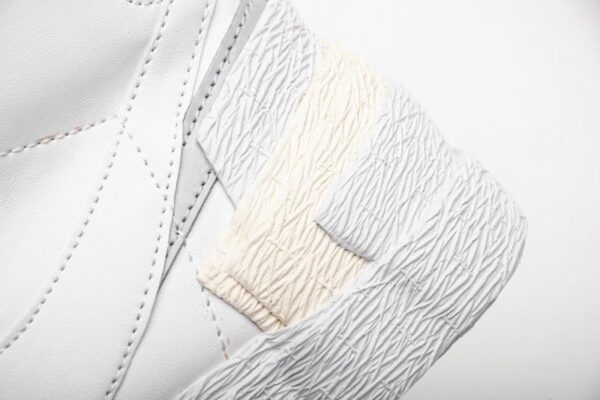 BV0072-100 Sacai x Nike Blazer Mid White Grey - Image 10