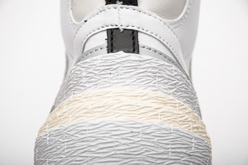 BV0072-100 Sacai x Nike Blazer Mid White Grey - Image 12