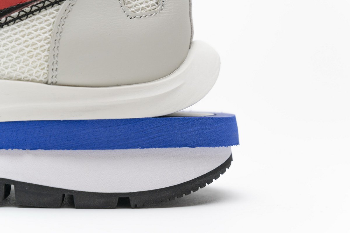 CI9928-010 Sacai x Nike Pegasua Vaporfly Villain Grey Blue Red - Image 17