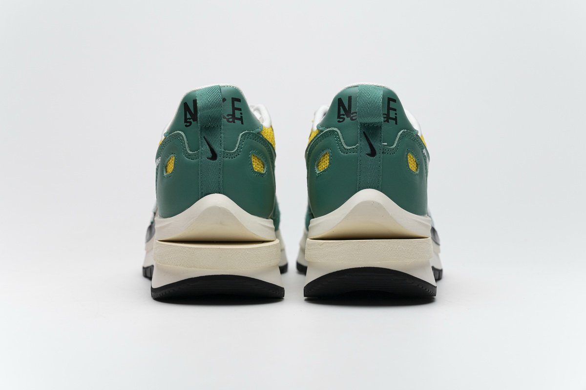 CI9928-300 Sacai x Nike Pegasua Vaporfly Yellow Green - Image 4