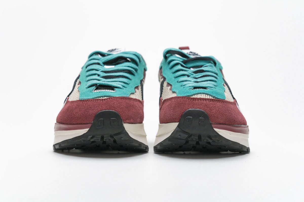 CI9928-301 Sacai x Nike Pegasua Vaporfly Villain Red Yellow Green - Image 5