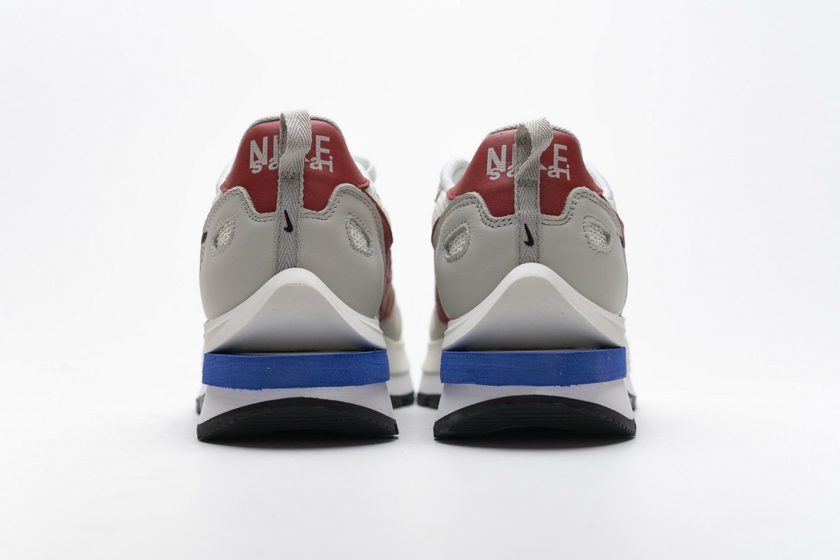CI9928-010 Sacai x Nike Pegasua Vaporfly Villain Grey Blue Red - Image 7