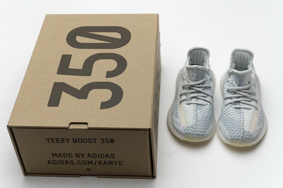 FT3042 adidas Yeezy Boost 350 V2 -Citrin - Image 3