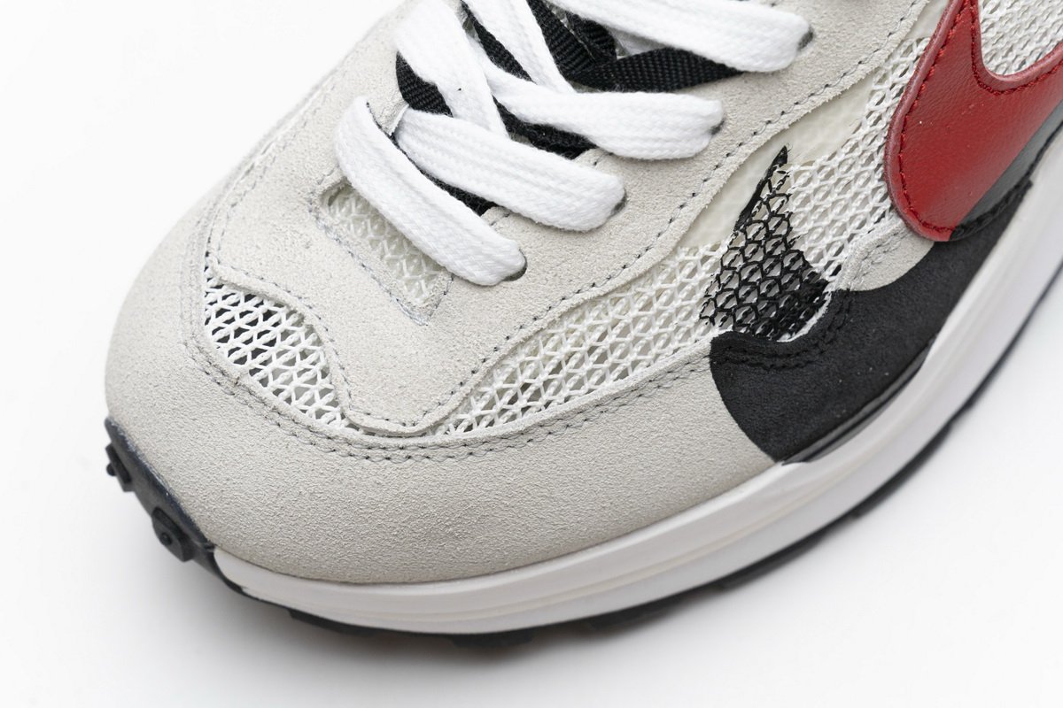 CI9928-010 Sacai x Nike Pegasua Vaporfly Villain Grey Blue Red - Image 14