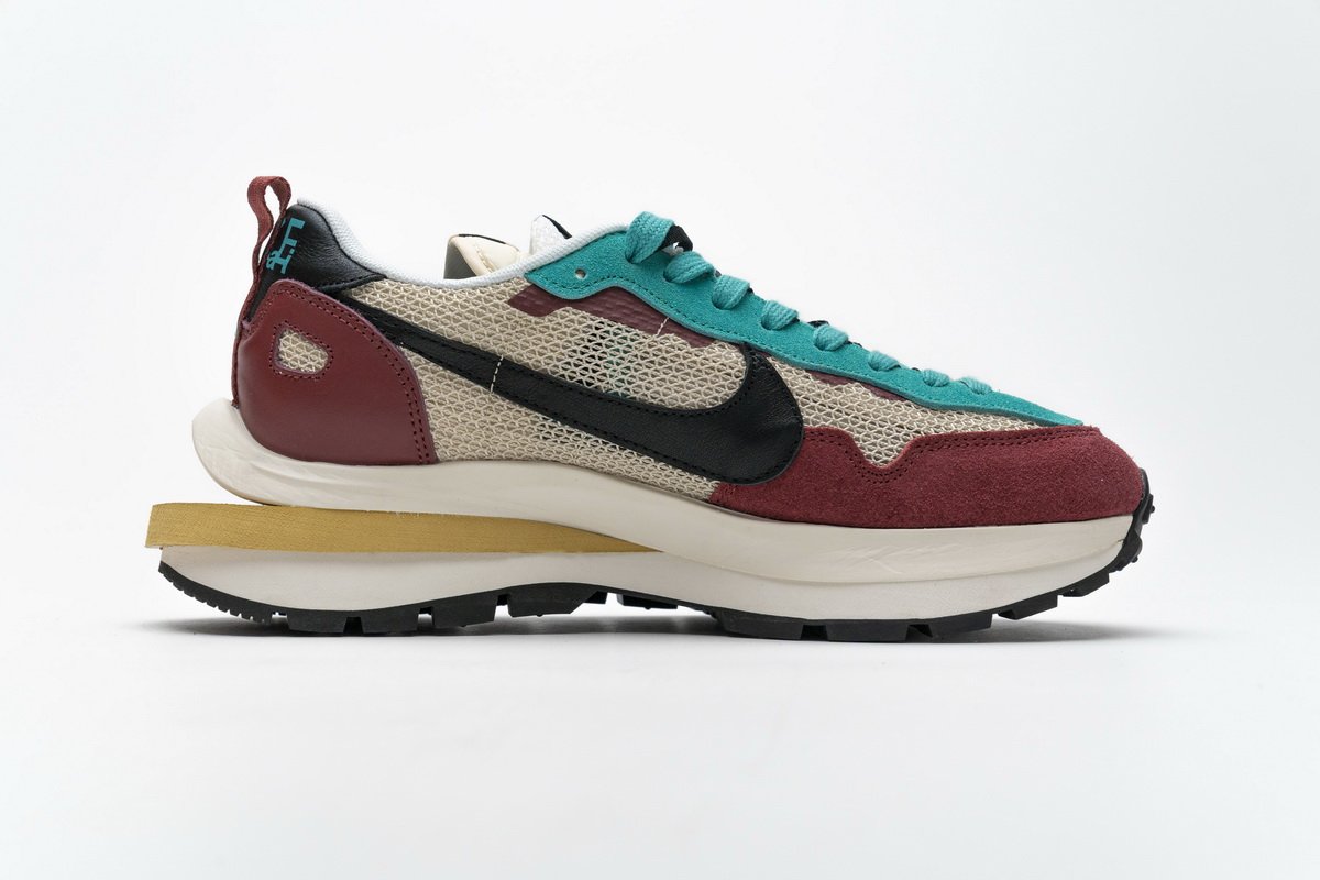 CI9928-301 Sacai x Nike Pegasua Vaporfly Villain Red Yellow Green - Image 9