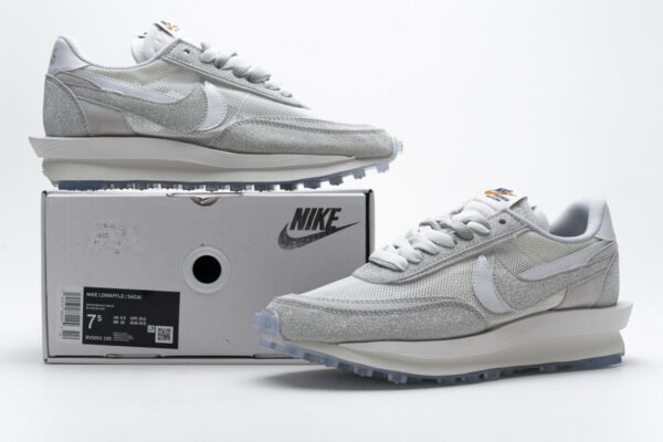 BV5053-100 Sacai x Nike LDWaffle White Bright White - Image 2