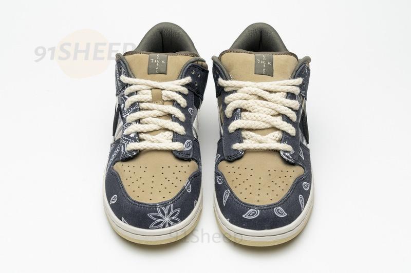 350 Travis Scott x Nike SB Dunk Low - Image 4
