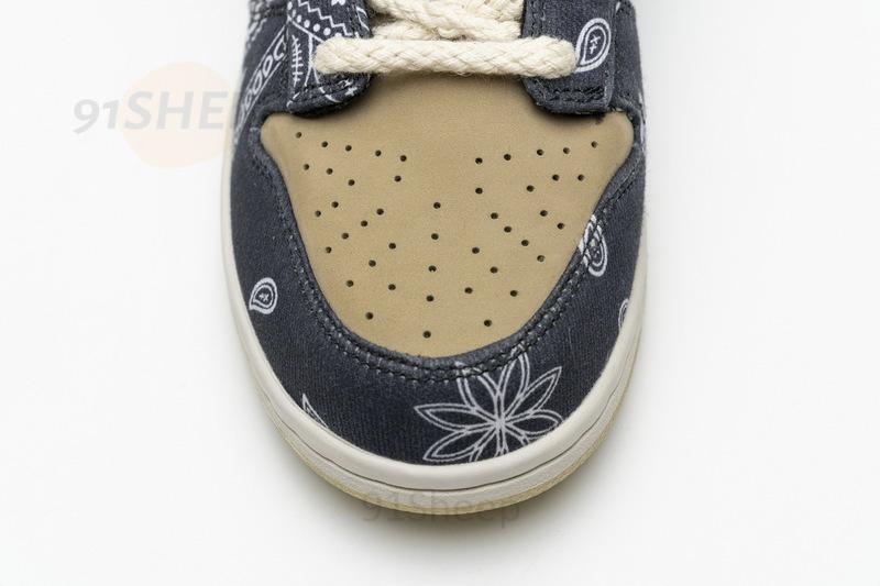 350 Travis Scott x Nike SB Dunk Low - Image 8